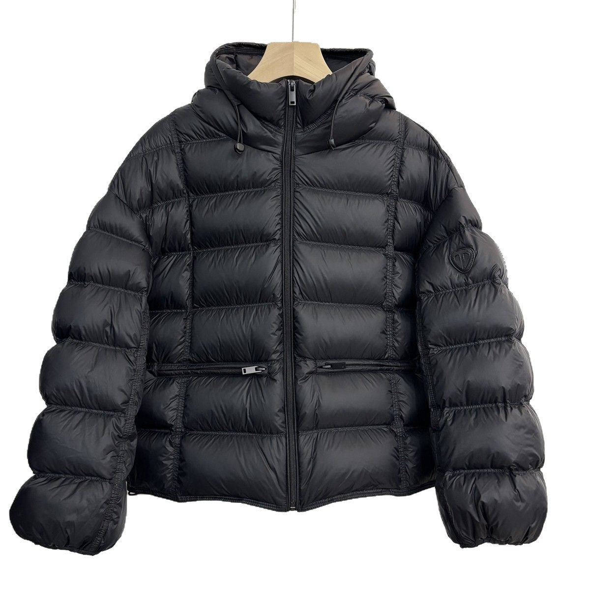 Gesteppte Damen Pufferjacke mit Kapuze und Reißverschlüssen