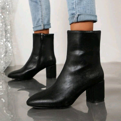 Damen Stiefelette mit Blockabsatz und Reißverschluss, spitzer Zehenbereich