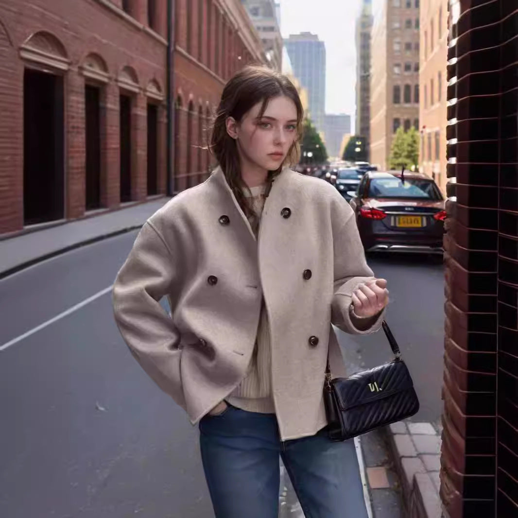 Kurze Damen Doppelreiher Jacke mit Stehkragen
