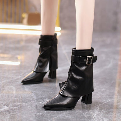 Damen Stiefelette mit Blockabsatz und Schnallendetail, spitzer Zehenbereich, Reißverschluss