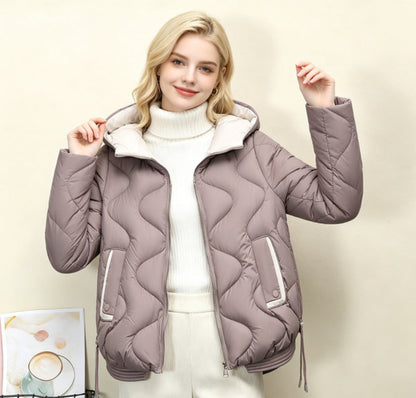 Damen Steppjacke mit Kapuze, kurzer Schnitt, Wellenmuster, Reißverschluss