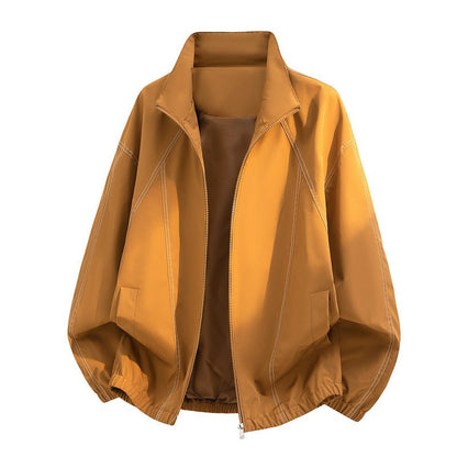 Übergangsjacke mit Stehkragen, Reißverschluss und weißen Kontrastnähten