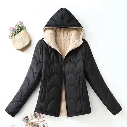 Damen Steppjacke Schwarz mit Kapuze und Futter aus weichem Material