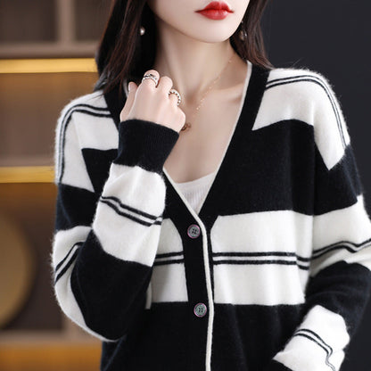 Damen Streifen Cardigan mit V-Ausschnitt und Knopfleiste
