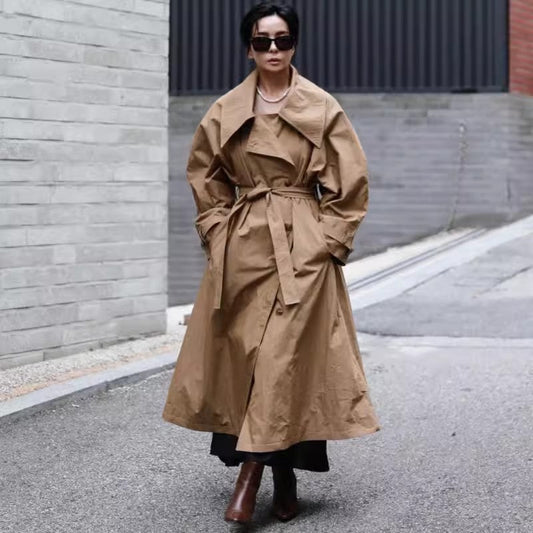Damen Langer Trenchcoat Khaki mit Bindegürtel und breitem Revers