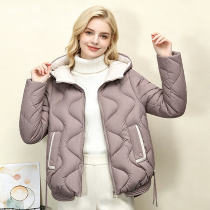 Damen Steppjacke mit Kapuze, kurzer Schnitt, Wellenmuster, Reißverschluss
