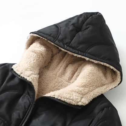 Damen Steppjacke Schwarz mit Kapuze und Futter aus weichem Material