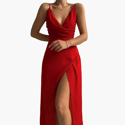 Elegantes Damen-Abendkleid mit Beinschlitz