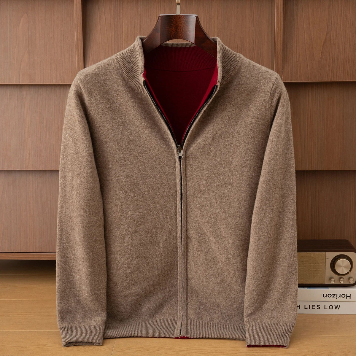 Unisex Strickjacke mit Stehkragen und Reißverschluss
