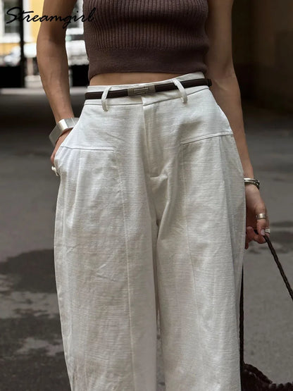 Weite Damenhose mit hohem Bund und weitem Bein