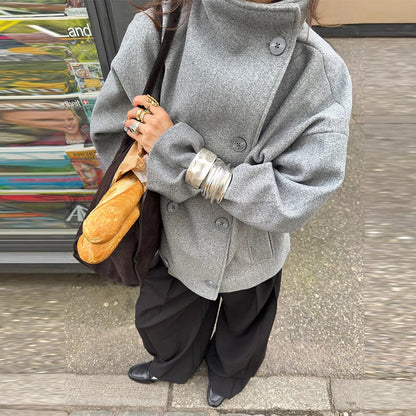Kurze Damen Übergangsjacke mit Stehkragen und Knöpfen