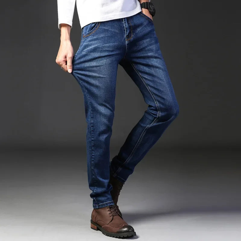Herren Jeans Hose Straight Fit Dunkelblau Blau Schwarz mit 5 Taschen
