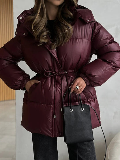 Damen Steppjacke mit Kapuze & Kordelzug Taille – Verschiedene Farben
