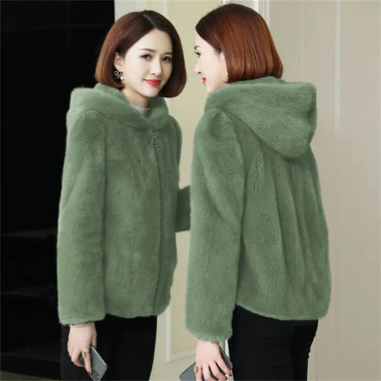 Damen Kurzjacke mit Kapuze aus weichem Material - verschiedene Farben