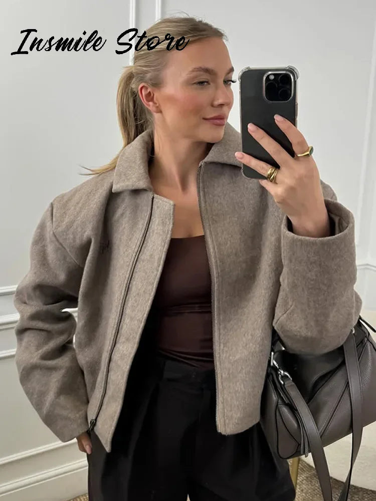 Kurze Jacke für Damen, lockerer Schnitt, Reißverschluss, Kragen, in verschiedenen Farben