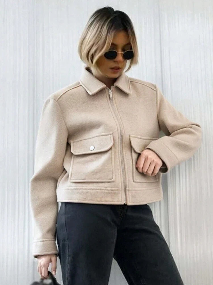 Kurze Damen Übergangsjacke mit Reverskragen und Reißverschluss