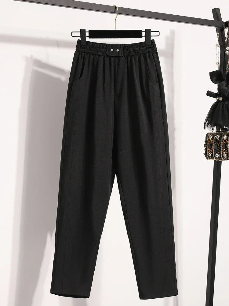 Damen Hose mit elastischem Bund, weitem Bein und Taschen