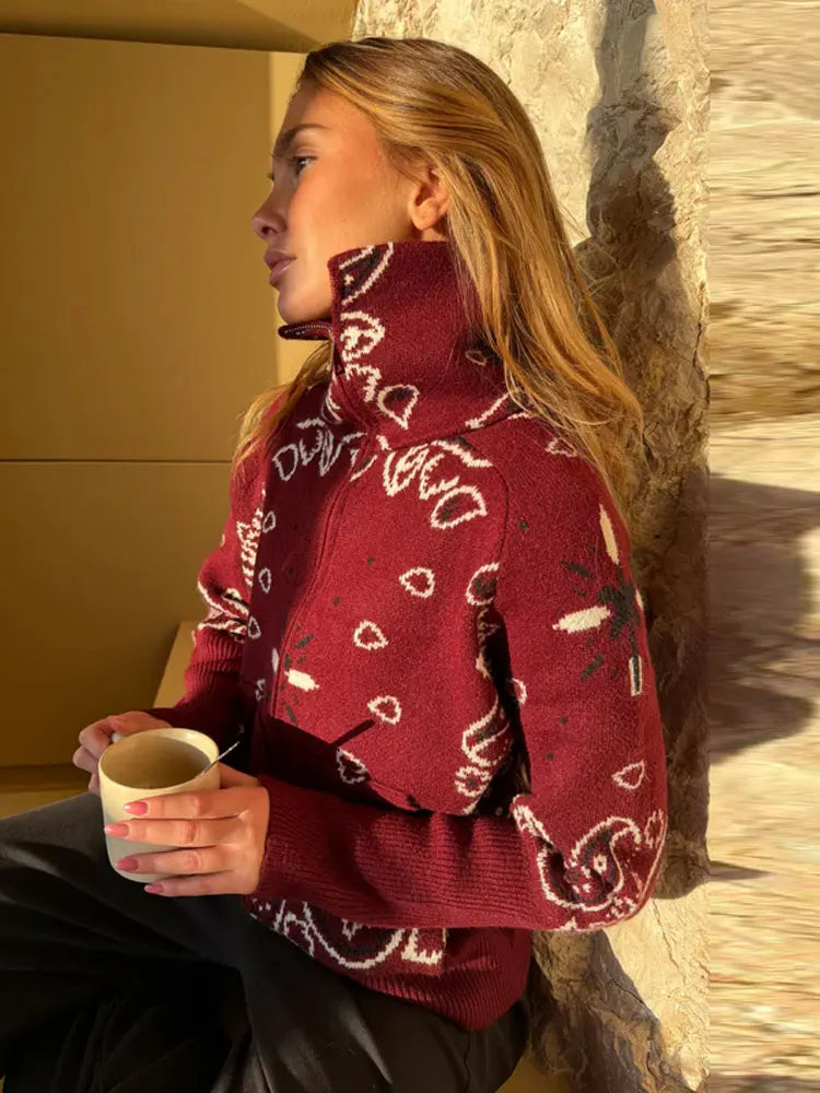Damen Strickjacke mit Reißverschluss, Stehkragen & Bandana-Muster
