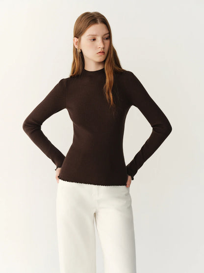 Geripptes Langarmshirt mit Stehkragen und Wellensaum Damen