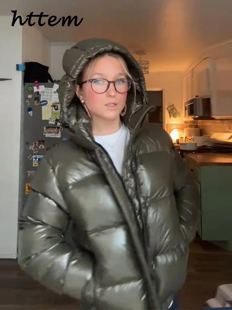Glänzende Damen Steppjacke mit Kapuze, Grün