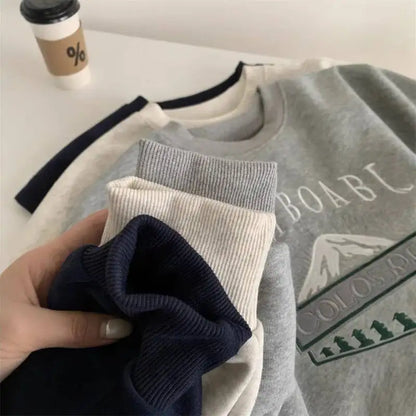 Unisex Langarm Sweatshirt mit Rundhalsausschnitt und Grafikprint