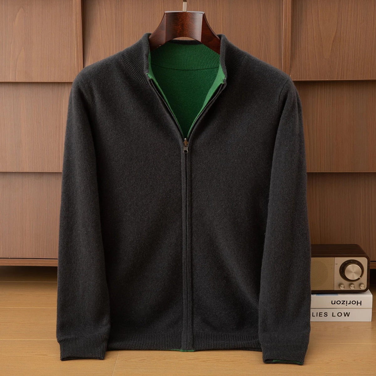 Unisex Strickjacke mit Stehkragen und Reißverschluss