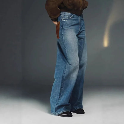 Jeans Wide Leg Blau mit braunen Taschen am Gesäß