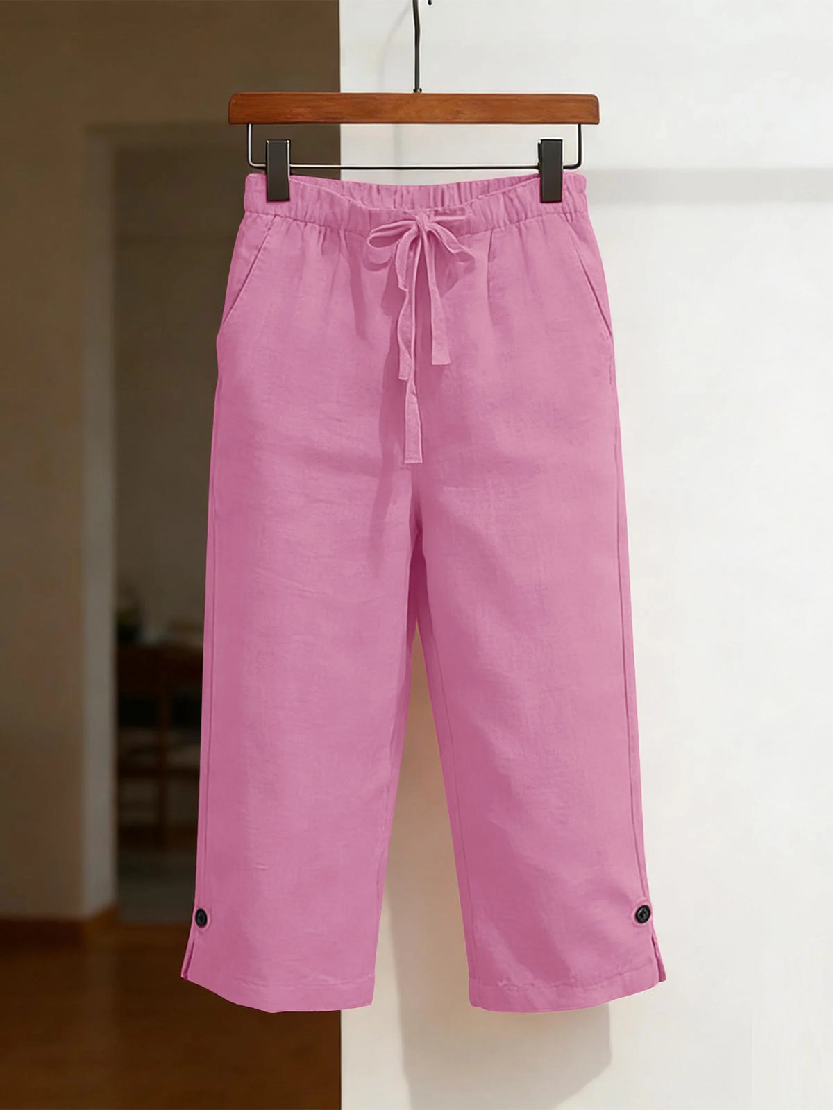 Damen Capri Hose mit Kordelzug und Seitenknöpfen, Weitem Bein