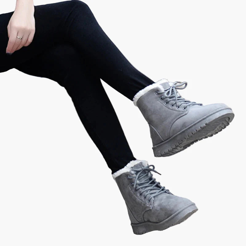Damen Winter Stiefel mit Warmfutter – Modische Outdoor Boots für kalte Tage