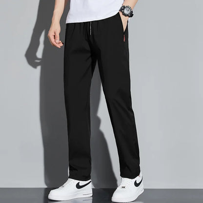 Herren Freizeithose Schwarz mit Kordelzug und Reißverschlusstaschen