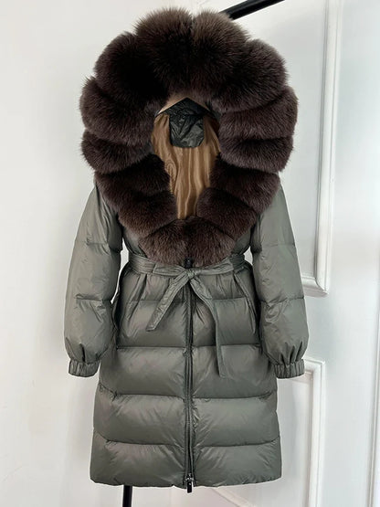 Damen Daunenmantel Schwarz mit Echtfellkragen und Bindegürtel Langer Winterparka