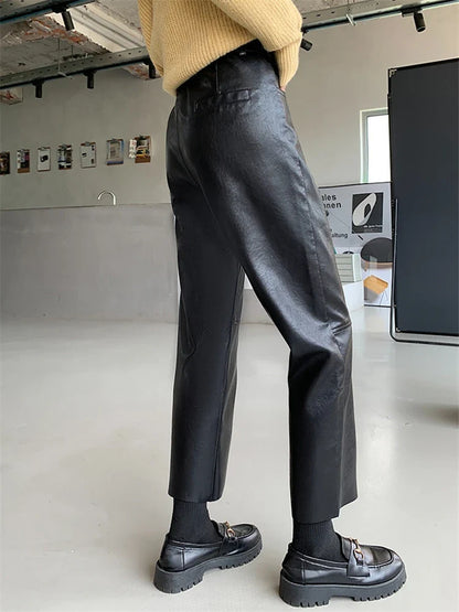 Damen Hose im Leder-Look, weites Bein, Schwarz oder Burgunderrot