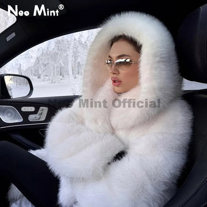 Kurze Damen Kunstfelljacke mit Kapuze Weiß Winter