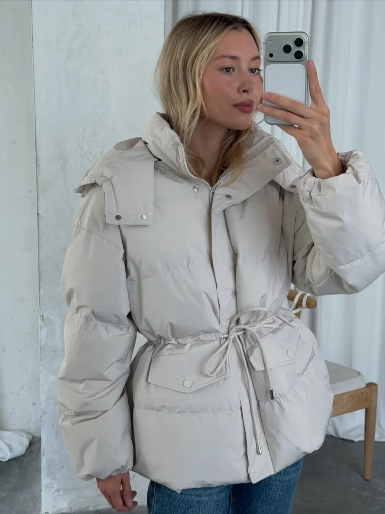 Damen Pufferjacke mit Kapuze und Tunnelzug Kurz Cremeweiß
