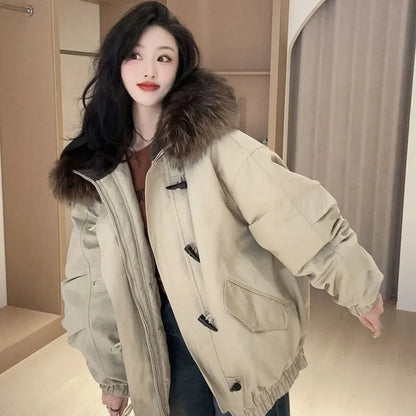 Damen Winterjacke mit Kapuze und Fellkragen Beige