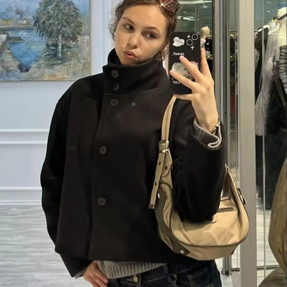 Damen Kurzjacke mit Stehkragen und weiten Ärmeln, lockere Passform