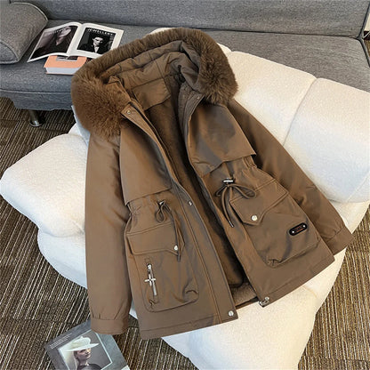 Winterparka Damen mit Kunstfellkapuze und Kordelzug in der Taille