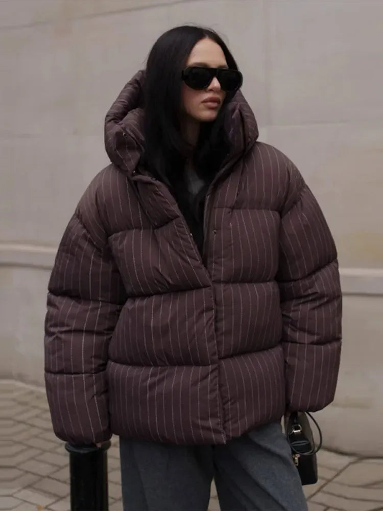 Damen Steppjacke mit Kapuze & Nadelstreifen