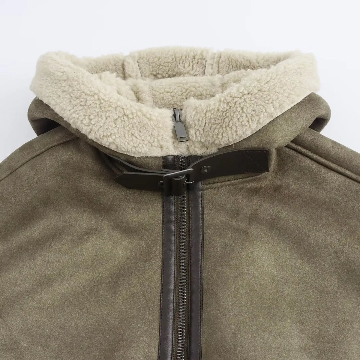 Grüne Damen Jacke mit Kapuze, Reißverschluss und Teddyfutter
