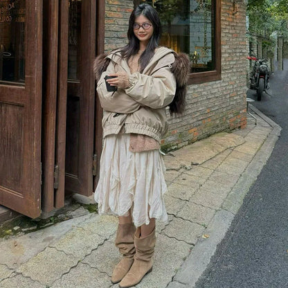 Damen Winterjacke mit Kapuze und Fellkragen Beige