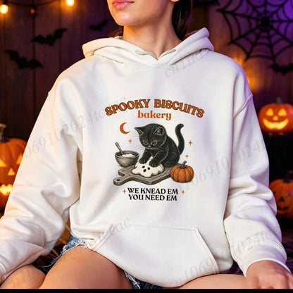 Unisex Hoodie mit „Spooky Biscuits Bakery“ Katze Print und Kängurutasche