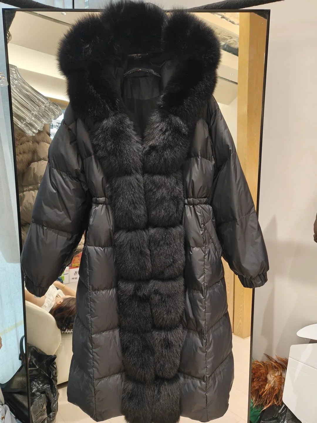 Damen Winter Steppmantel Lang mit Kapuze und Pelzbesatz Schwarz