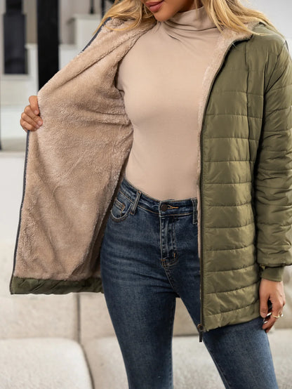 Damen Steppjacke mit Kapuze und Plüschfutter