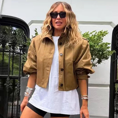 Kurze Damen Übergangsjacke mit Knopfleiste & weitem Kragen Khaki