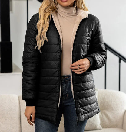 Damen Steppjacke mit Kapuze und Plüschfutter