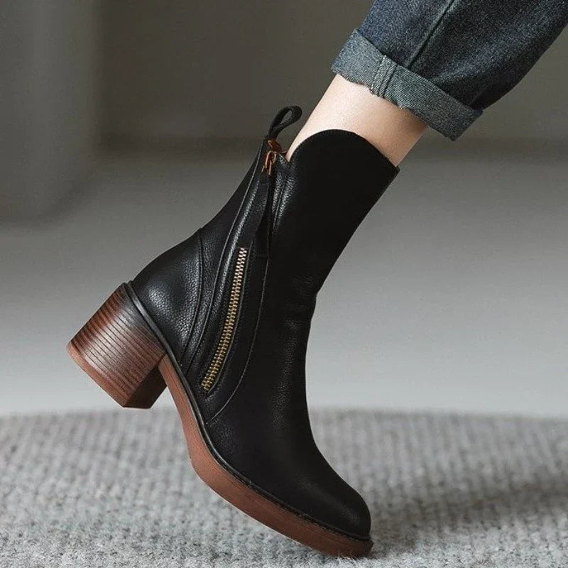 Damen Stiefelette mit seitlichem Reißverschluss, Blockabsatz