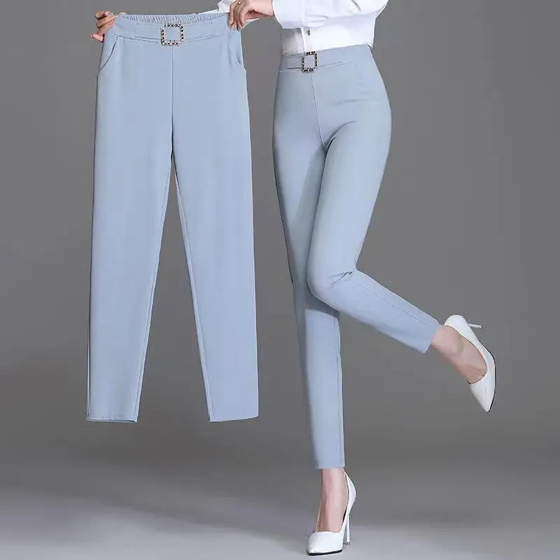 Damen Stoffhose Weiß mit Zierschnalle Hochwasser Slim Fit