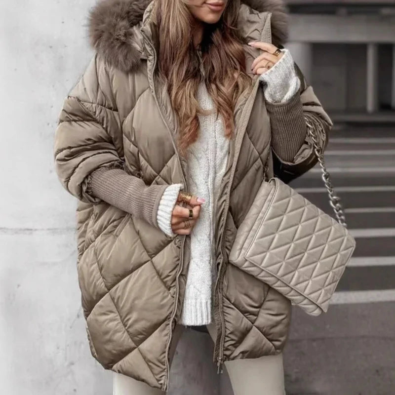 Steppjacke Damen mit Kapuze und Kunstfellbesatz Winter Warme Jacke