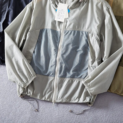 Leichte Kapuzenjacke Unisex mit Reißverschluss und Netzeinsätzen, Windbreaker