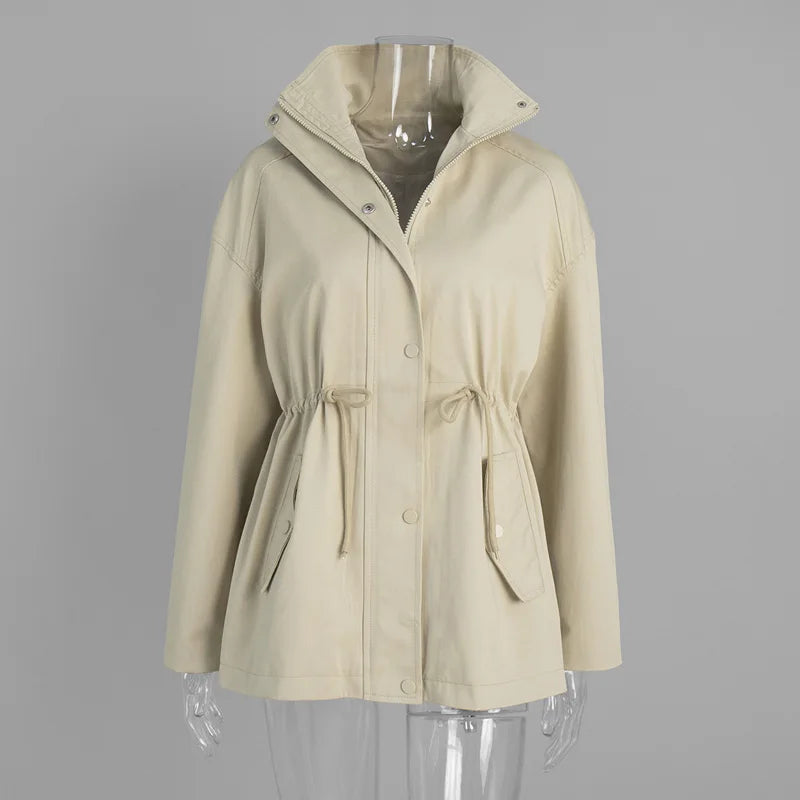Damen Jacke mit Stehkragen, Tunnelzug an der Taille & Pattentaschen
